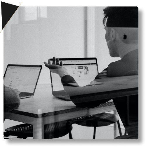 Escritorio y Computadora